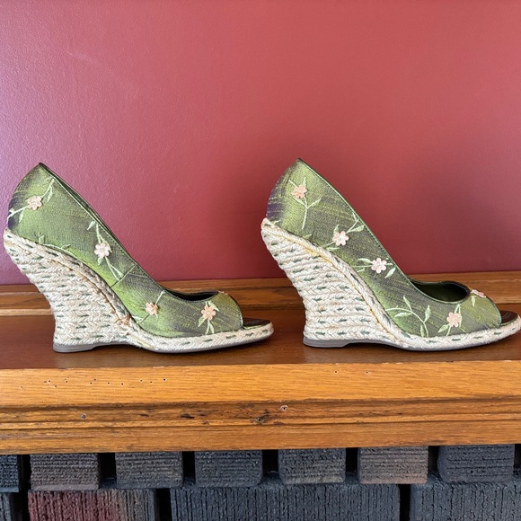 Silk Peep-Toe, Wedge Heel Espadrille Shoes Size 6 - Picture 4 of 6